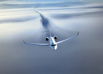 NetJets accelerates fleet, infrastructure and connectivity strategy with Global 8000 debut, Augusta investment and Starlink rollout